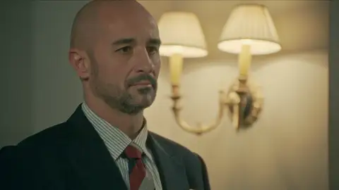 Jesús realiza una misteriosa llamada a París y visita a Damián en plena noche, ¿qué estará tramando? Jesús realiza una misteriosa llamada a París y visita a Damián en plena noche, ¿qué estará tramando?