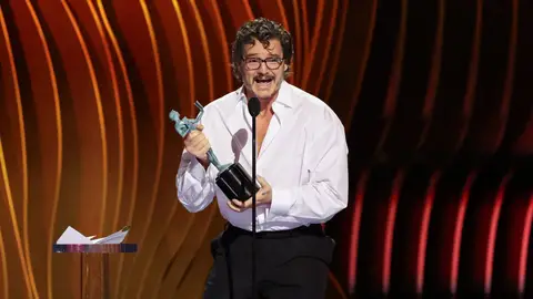 Pedro Pascal, emocionado en los SAG Awards Pedro Pascal, emocionado en los SAG Awards