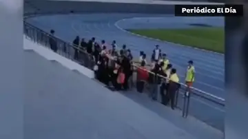 Batalla campal en las gradas de un campo de fútbol en La Palma Batalla campal en las gradas de un campo de fútbol en La Palma