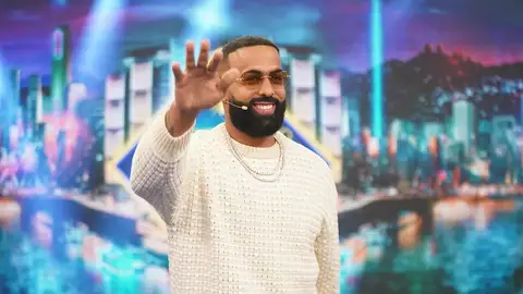 Así ha sido la entrevista completa a Eladio Carrión en El Hormiguero Así ha sido la entrevista completa a Eladio Carrión en El Hormiguero