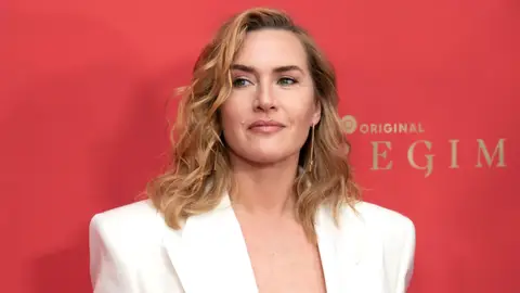 Kate Winslet, sobre cómo aceptó su cuerpo tras sufrir años de presión en Hollywood: "Tengo curvas y esto es lo que soy" Kate Winslet, sobre cómo aceptó su cuerpo tras sufrir años de presión en Hollywood: "Tengo curvas y esto es lo que soy"