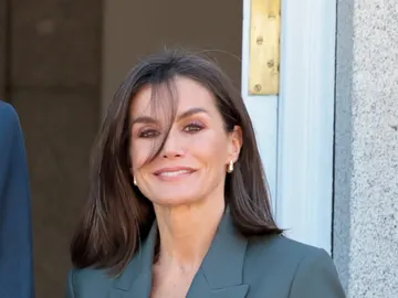 El nuevo corte de pelo de la reina Letizia El nuevo corte de pelo de la reina Letizia