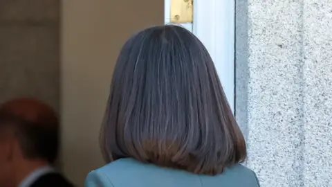 El nuevo corte de pelo de la reina Letizia El nuevo corte de pelo de la reina Letizia