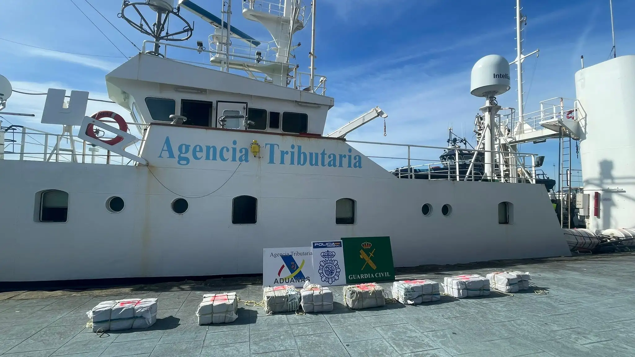 200 kilos de cocaína incautados por la Guardia Civil y Policía Nacional 200 kilos de cocaína incautados por la Guardia Civil y Policía Nacional