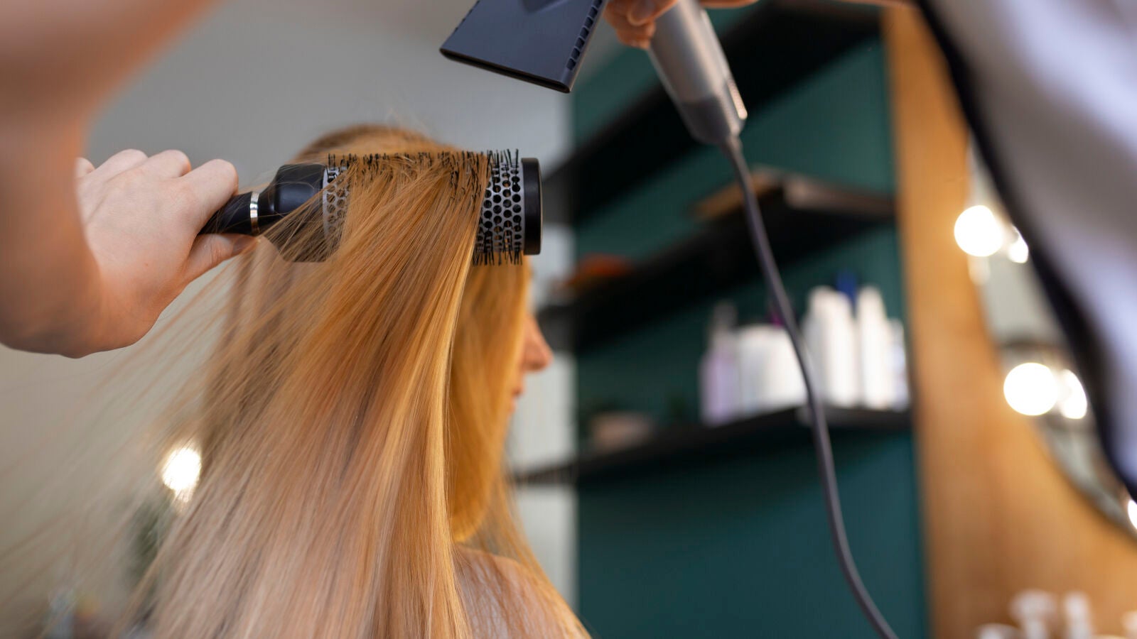 Conoce a los peluqueros más famosos de TikTok: Víctor del Valle, Bibiana Hairdresser y María Roberts