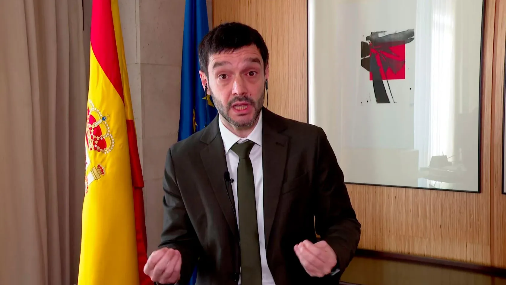 El ministro en Espejo P&uacute;blico.