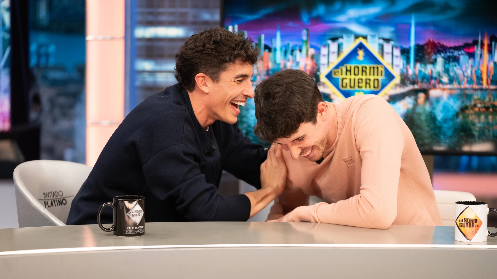Marc y Álex Márquez, cara a cara en El Hormiguero: "¡No me copies!" Marc y Álex Márquez, cara a cara en El Hormiguero: "¡No me copies!"