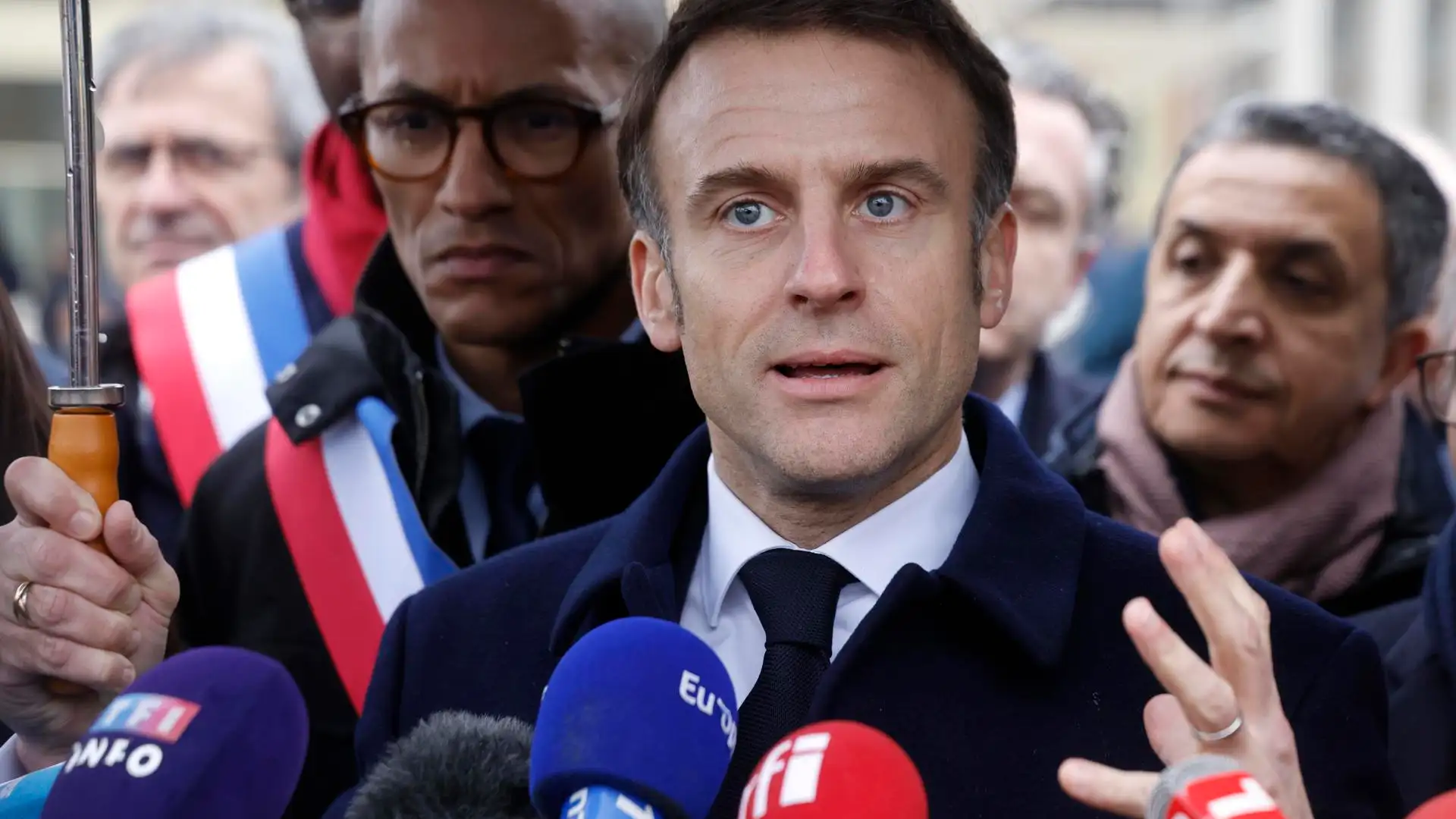 Macron sale al paso de los rumores sobre Mbapp&eacute;
