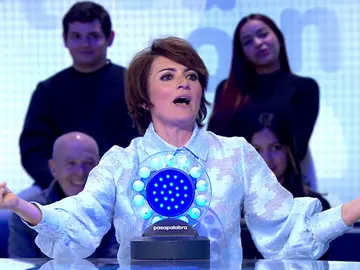 Silvia Abril, humorista y… ¿cantante? Su desternillante nueva versión de Chayanne en La Pista Silvia Abril, humorista y… ¿cantante? Su desternillante nueva versión de Chayanne en La Pista