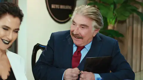 Hasan Ali, dispuesto a cualquier cosa para agradar a Ender: “Puedo encargarme de que gane ese premio” Hasan Ali, dispuesto a cualquier cosa para agradar a Ender: “Puedo encargarme de que gane ese premio”