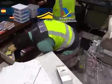 Imagen de la incautación de la Policía Nacional de una organización que amañaba eventos deportivos Imagen de la incautación de la Policía Nacional de una organización que amañaba eventos deportivos