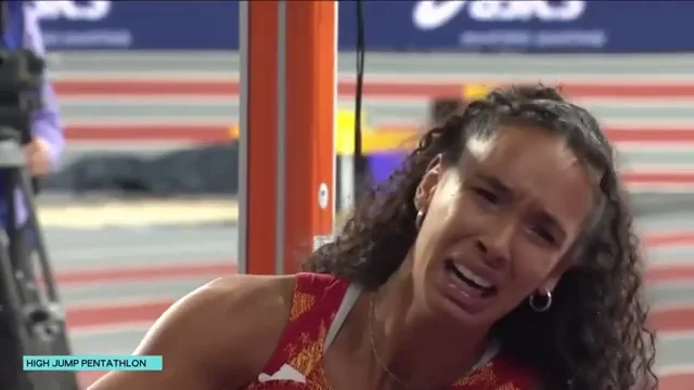 María Vicente se lesiona de gravedad en el Mundial de Glasgow: "Por favor, no..." María Vicente se lesiona de gravedad en el Mundial de Glasgow: "Por favor, no..."