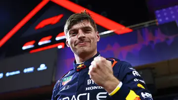 Verstappen, pole en Bahréin con Sainz y Alonso en la pelea