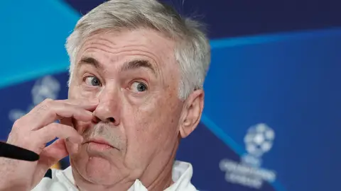 Carlo Ancelotti en la rueda de prensa previa al Real Madrid - RB Leipzig de octavos de Champions League Carlo Ancelotti en la rueda de prensa previa al Real Madrid - RB Leipzig de octavos de Champions League