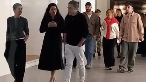 Rosalía visita la sede central de Inditex Rosalía visita la sede central de Inditex