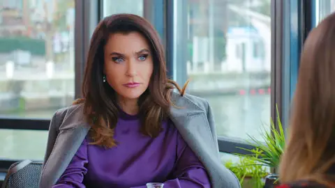 Ender comparte con Yildiz sus sospechas sobre Sitki: “No creo que esto sea una casualidad” Ender comparte con Yildiz sus sospechas sobre Sitki: “No creo que esto sea una casualidad”