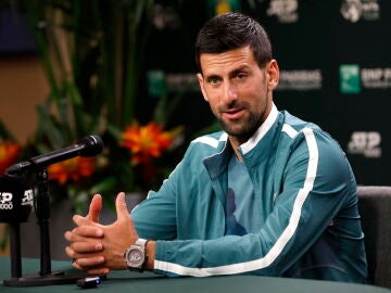 Novak Djokovic atiende a los medios en Indian Wells
