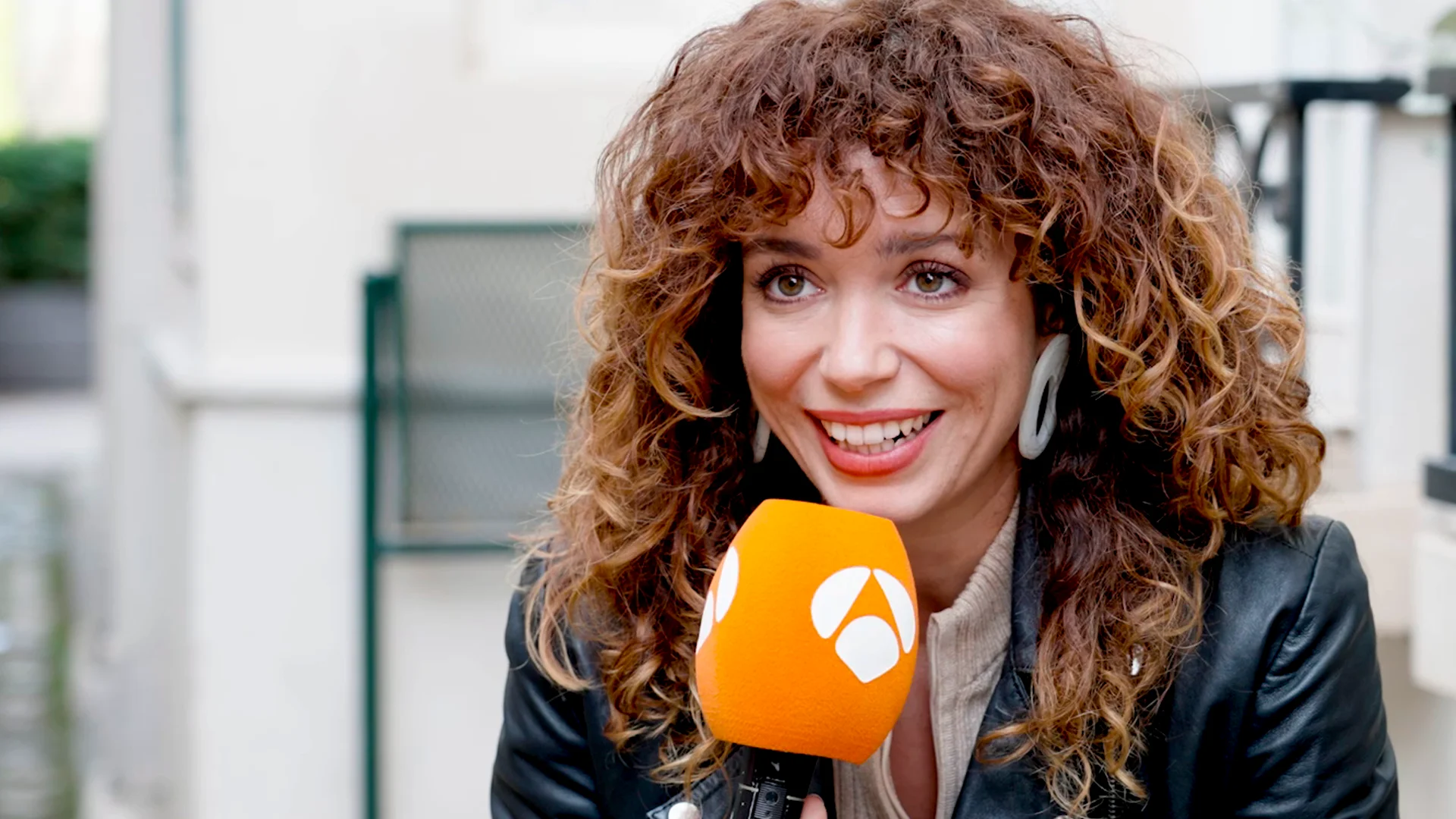 El regalo que Carol Rovira se queda de Amelia en el adi&oacute;s de Amar es para siempre