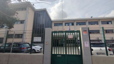 Ordenan el internamiento del alumno que dio una paliza a una profesora en Xirivella (Valencia)
