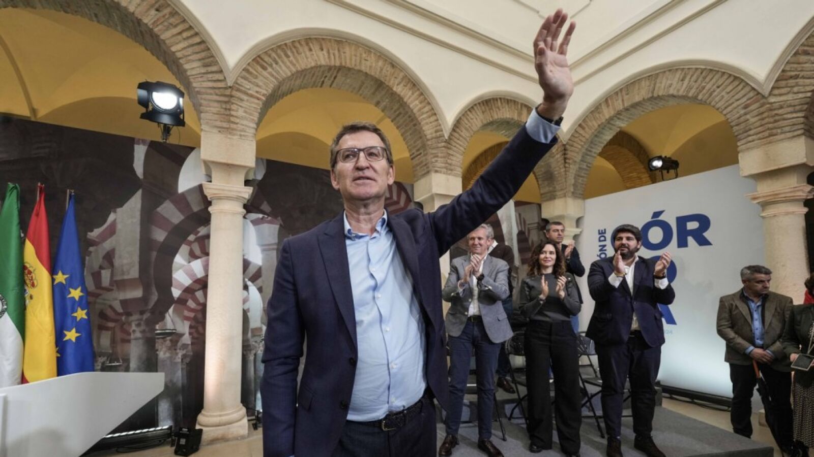 Feijóo y sus barones redoblan la presión contra la amnistía: 