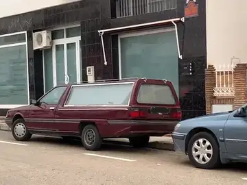 Imagen del coche fúnebre de Vélez-Málaga Imagen del coche fúnebre de Vélez-Málaga