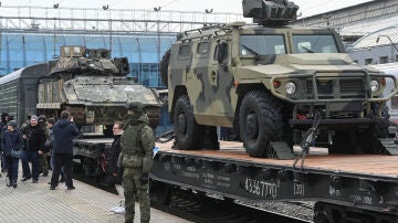 Rusia produce armas a un ritmo frenético mientras los envíos a Ucrania se retrasan 