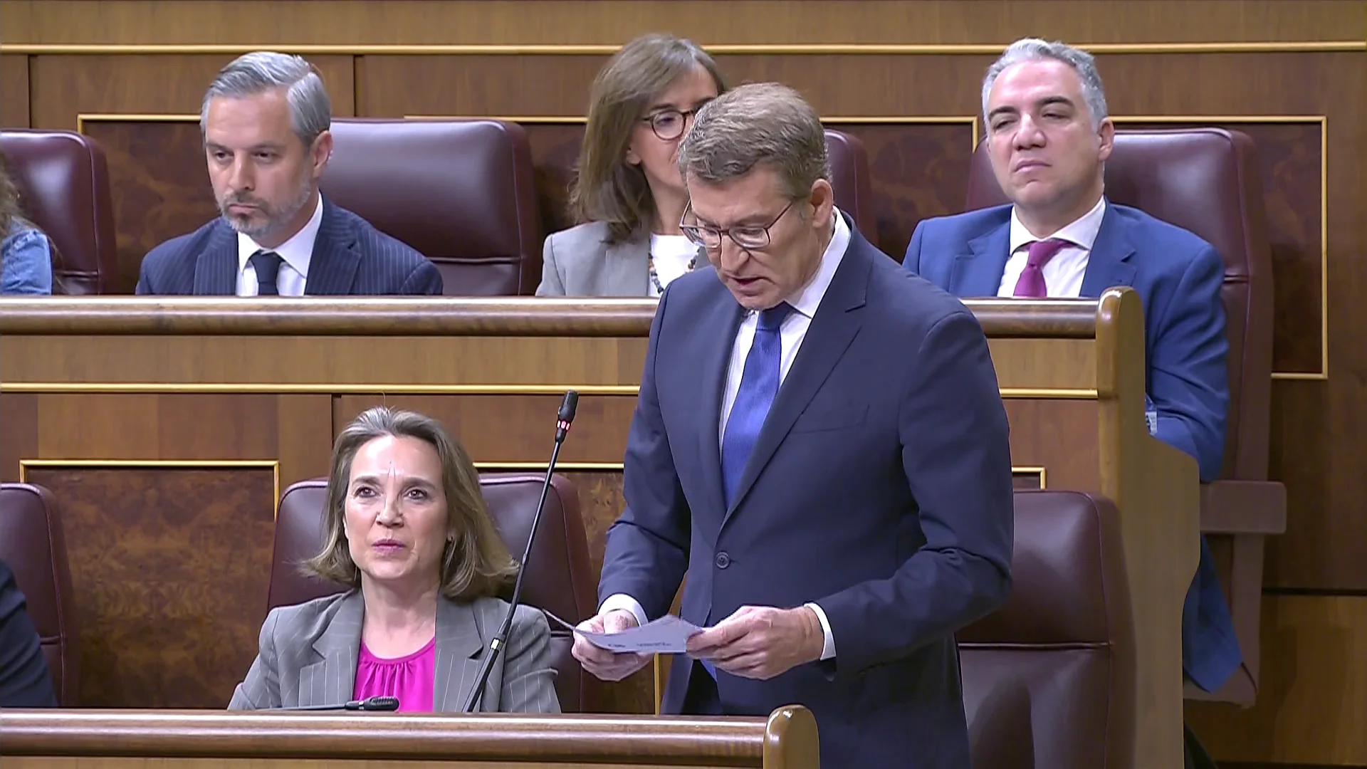 Pedro S&aacute;nchez exige a Feij&oacute;o la dimisi&oacute;n de Isabel D&iacute;az Ayuso y el l&iacute;der del PP le pide que "no encienda el ventilador" ante el caso Koldo