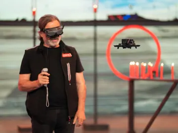 Pepe Navarro pierde el control del dron en el programa Pepe Navarro pierde el control del dron en el programa
