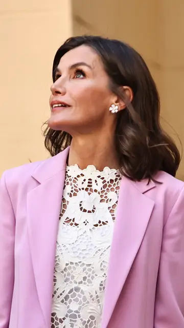 Los originales pendientes de la reina Letizia Los originales pendientes de la reina Letizia