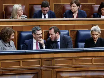 Los ministros María Jesús Montero, Félix Bolaños, Óscar Puente, Yolanda Díaz, Los ministros María Jesús Montero, Félix Bolaños, Óscar Puente, Yolanda Díaz,