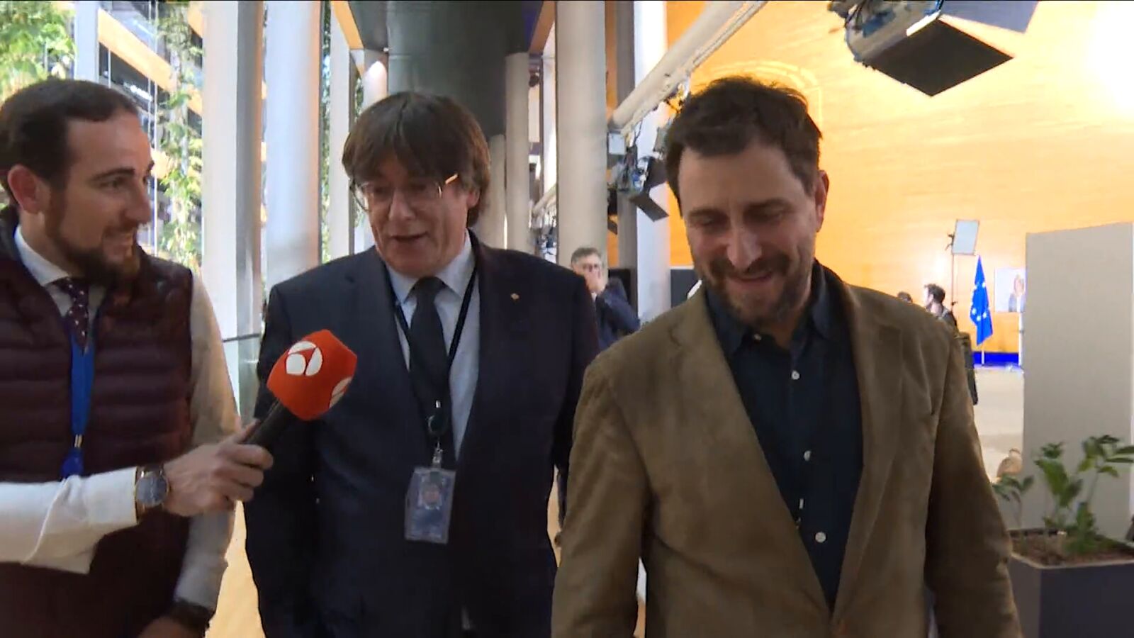 Carles Puigdemont: 