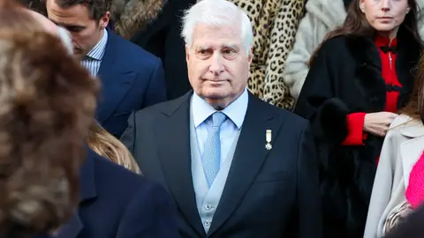 El Duque de Alba, Carlos Fitz-James Stuart y Martínez de Irujo El Duque de Alba, Carlos Fitz-James Stuart y Martínez de Irujo