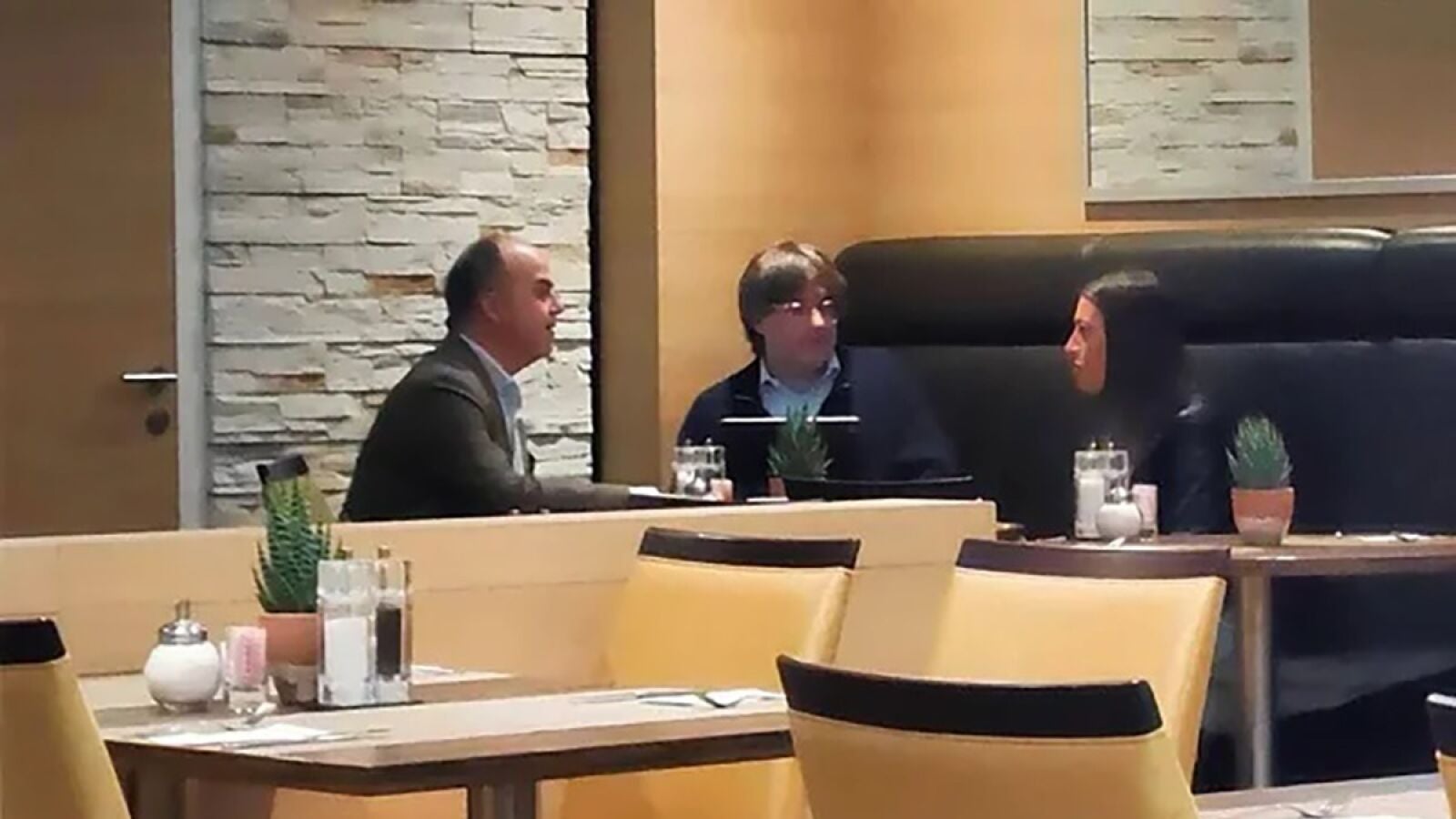 El PSOE y Junts se reúnen por cuarta vez en Suiza sin aclarar qué parte del acuerdo potenciarán ahora