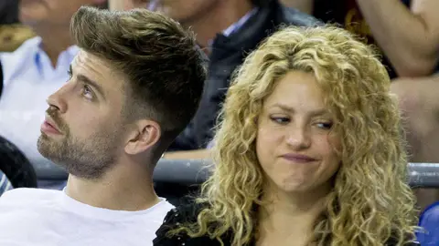 Shakira y Gerard Piqué en un evento deportivo Shakira y Gerard Piqué en un evento deportivo