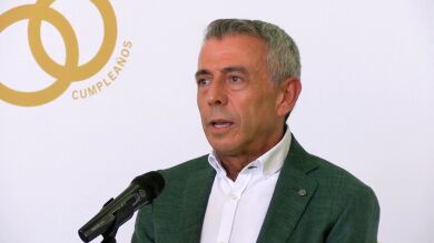 José Luis López 'El Turronero' niega saber si Bertín Osborne ha recibido el burofax de Gabriela Guillén