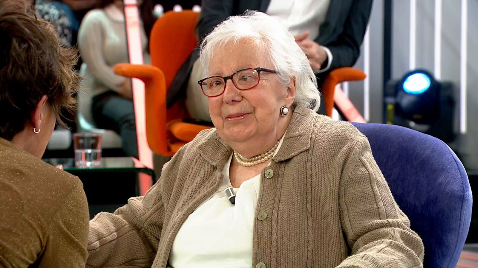 Pilar ha recuperado la ilusión gracias a los voluntarios que le alejan un día a la semana de la soledad no elegida