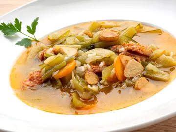 Guiso de borraja y arroz con chorizo, de Arguiñano: Barato, sin complicaciones y con ingredientes sencillos Guiso de borraja y arroz con chorizo, de Arguiñano: Barato, sin complicaciones y con ingredientes sencillos