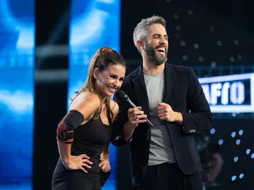 El homenaje de Mónica Cruz a Roberto Leal El homenaje de Mónica Cruz a Roberto Leal