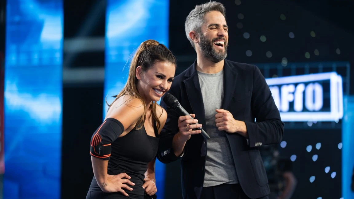 M&oacute;nica Cruz tiene unas bonitas palabras con Roberto Leal