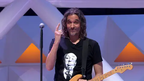 Joaquín Padilla, cantante Ruleta de la suerte Joaquín Padilla, cantante Ruleta de la suerte