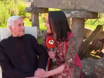 La emotiva entrevista de una reportera de Antena 3 a su abuela centenaria.