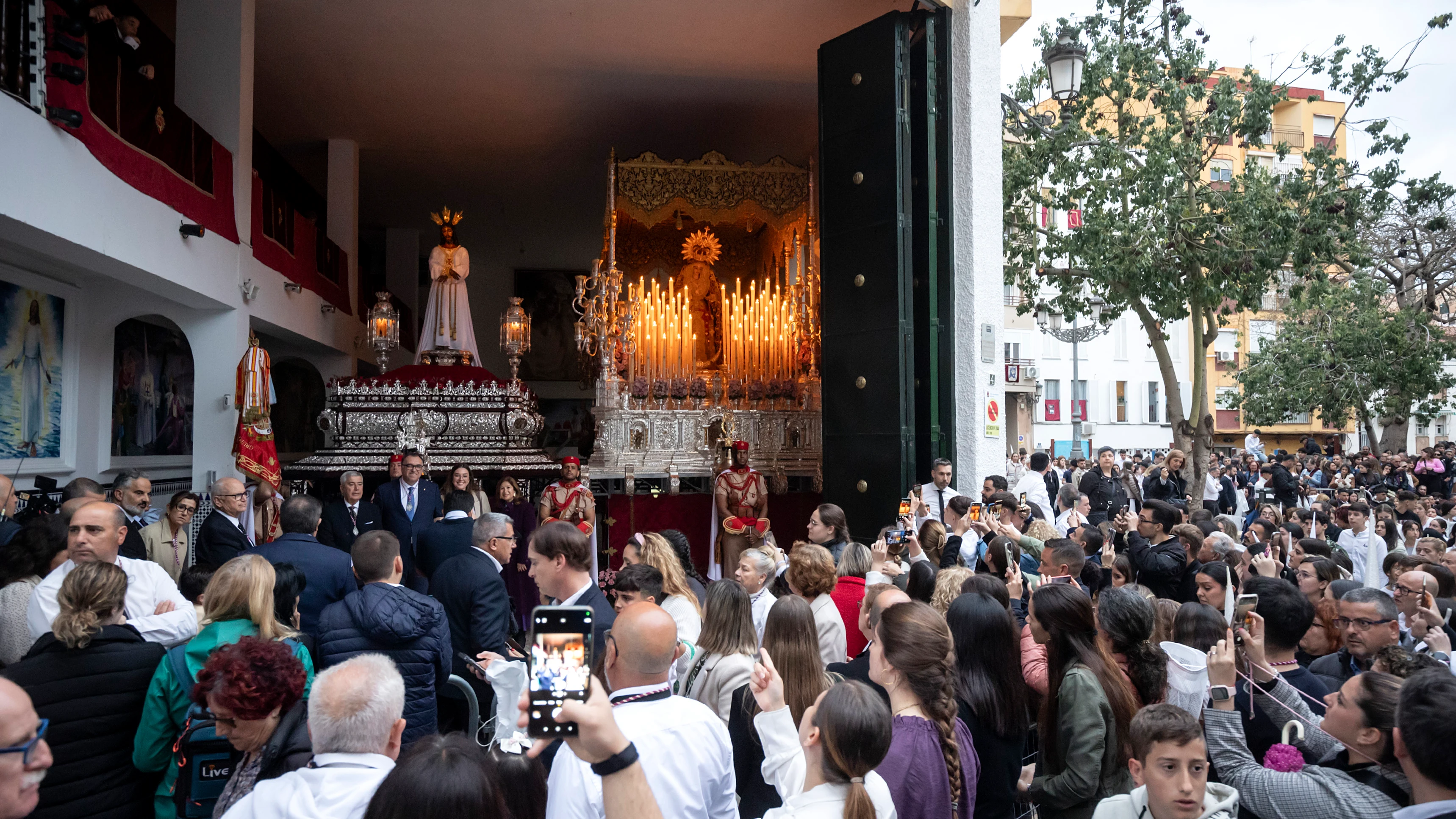 Cofrad&iacute;a de Nuestro Padre Jes&uacute;s Cautivo y Mar&iacute;a Sant&iacute;sima de la Trinidad