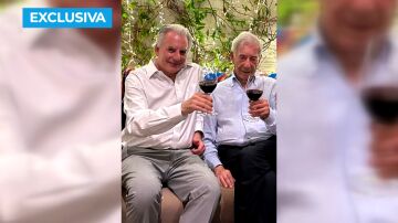 Mario Vargas Llosa reaparece celebrando su 88 cumpleaños y despeja los rumores sobre su estado de salud