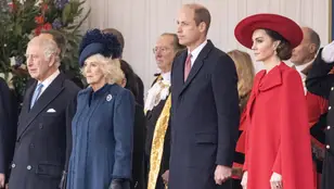 El rey Carlos, la reina Camila, el príncipe Guillermo y Kate Middleton en un acto en 2023