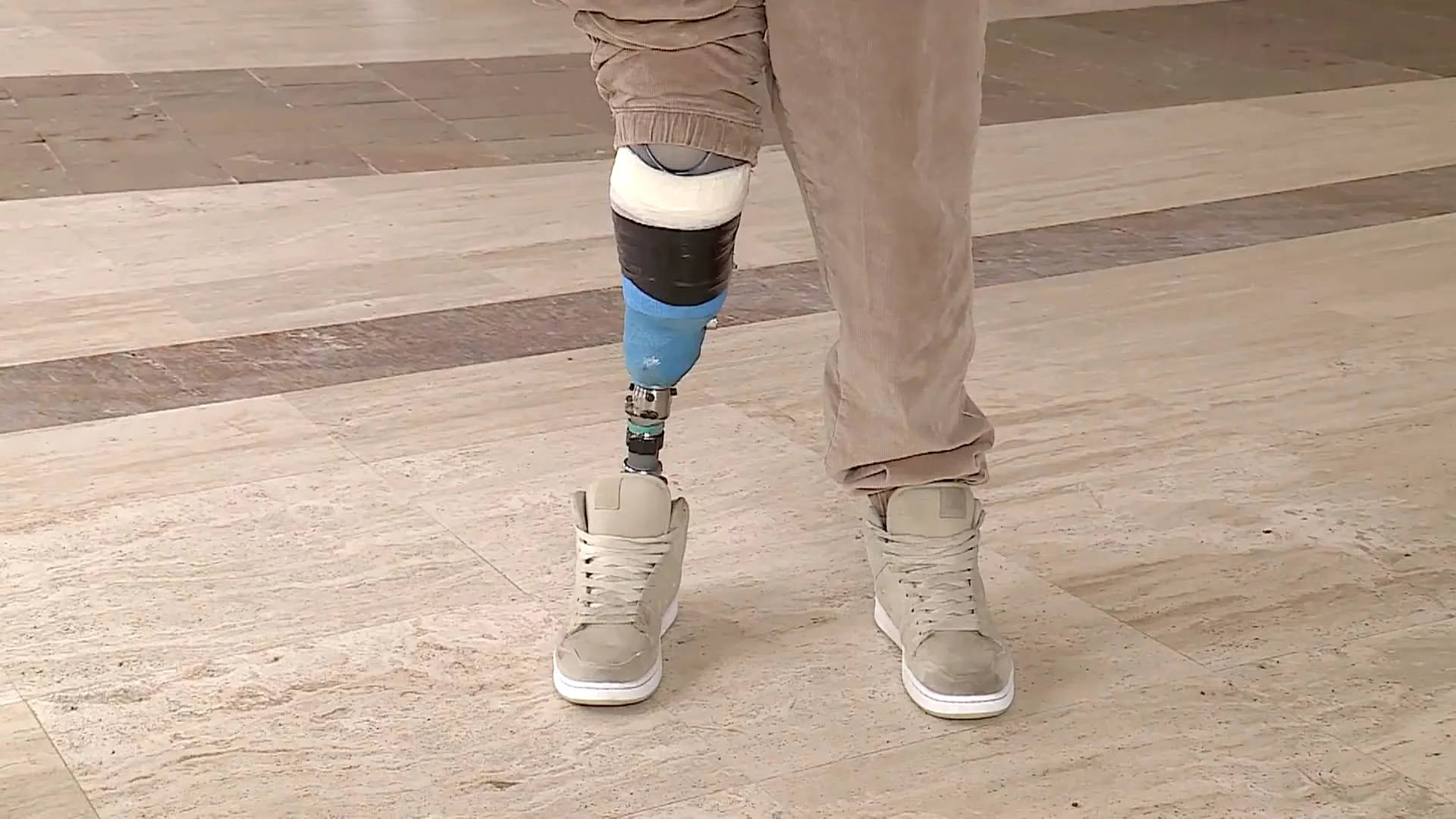 Ángel Torres, el snowboarder gallego que necesita una prótesis para seguir compitiendo Ángel Torres, el snowboarder gallego que necesita una prótesis para seguir compitiendo