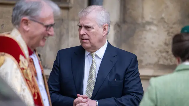 El príncipe Andrés, duque de York, en la Misa de Pascua en el Castillo de Windsor El príncipe Andrés, duque de York, en la Misa de Pascua en el Castillo de Windsor