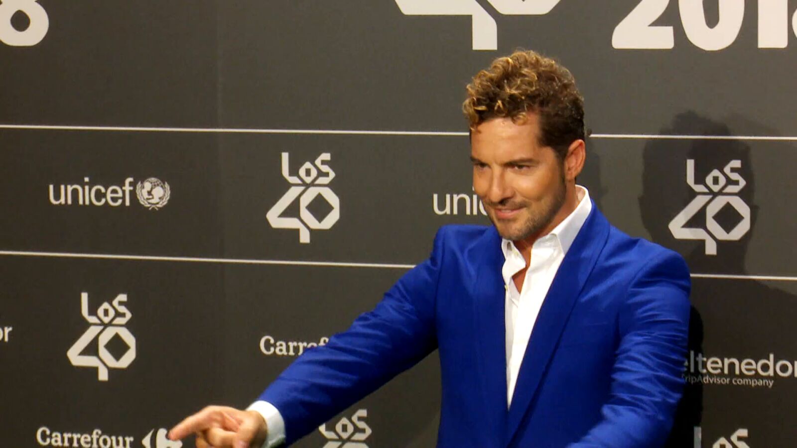 El cambio de look de David Bisbal... ¡Hecho por su hija de 3 años!: 