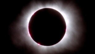 Eclipse solar total