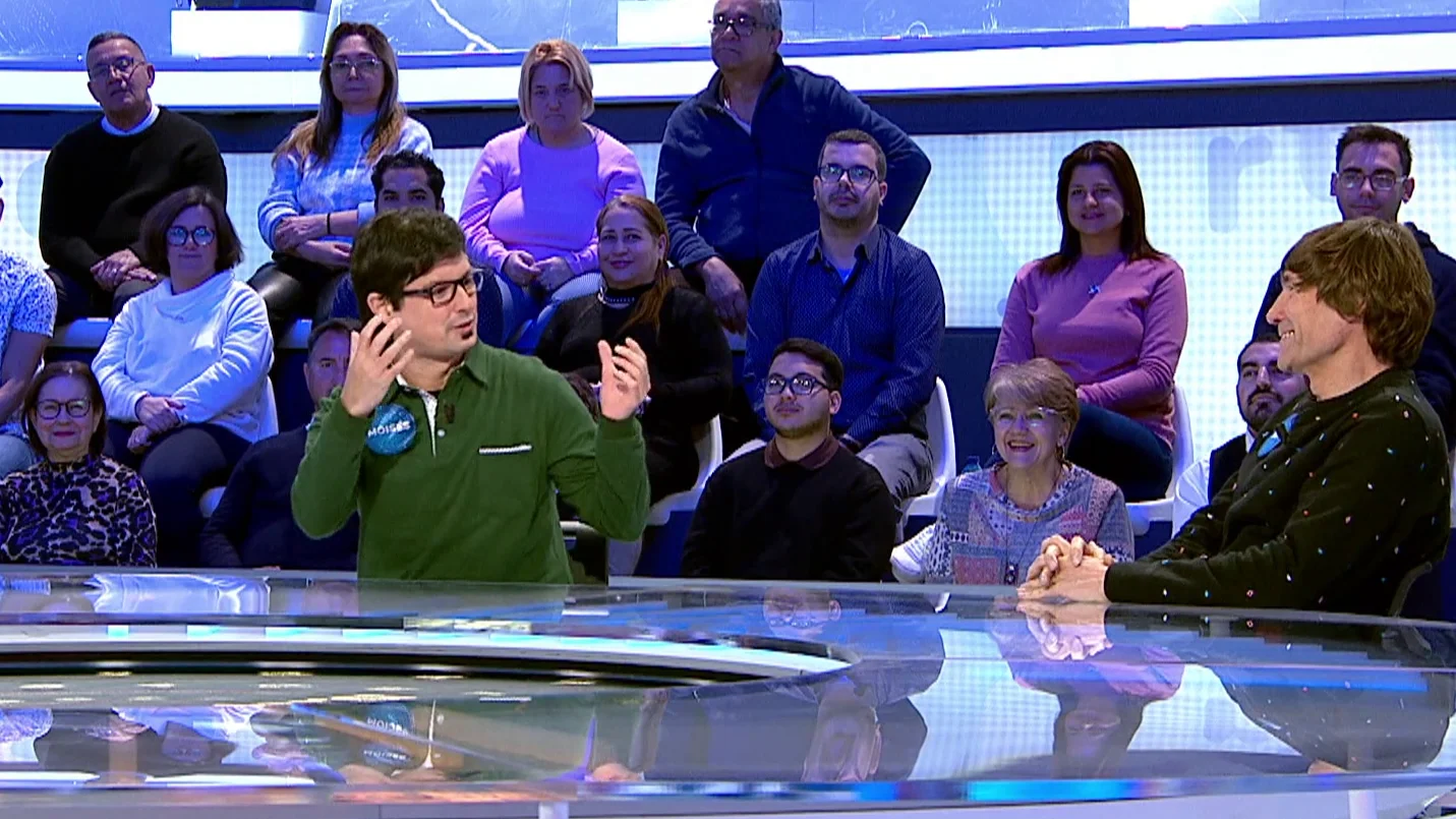 Mois&eacute;s se declara fan de los hermanos Patxi y Julio Salinas: &ldquo;Yo coleccionaba sus cromos&rdquo;