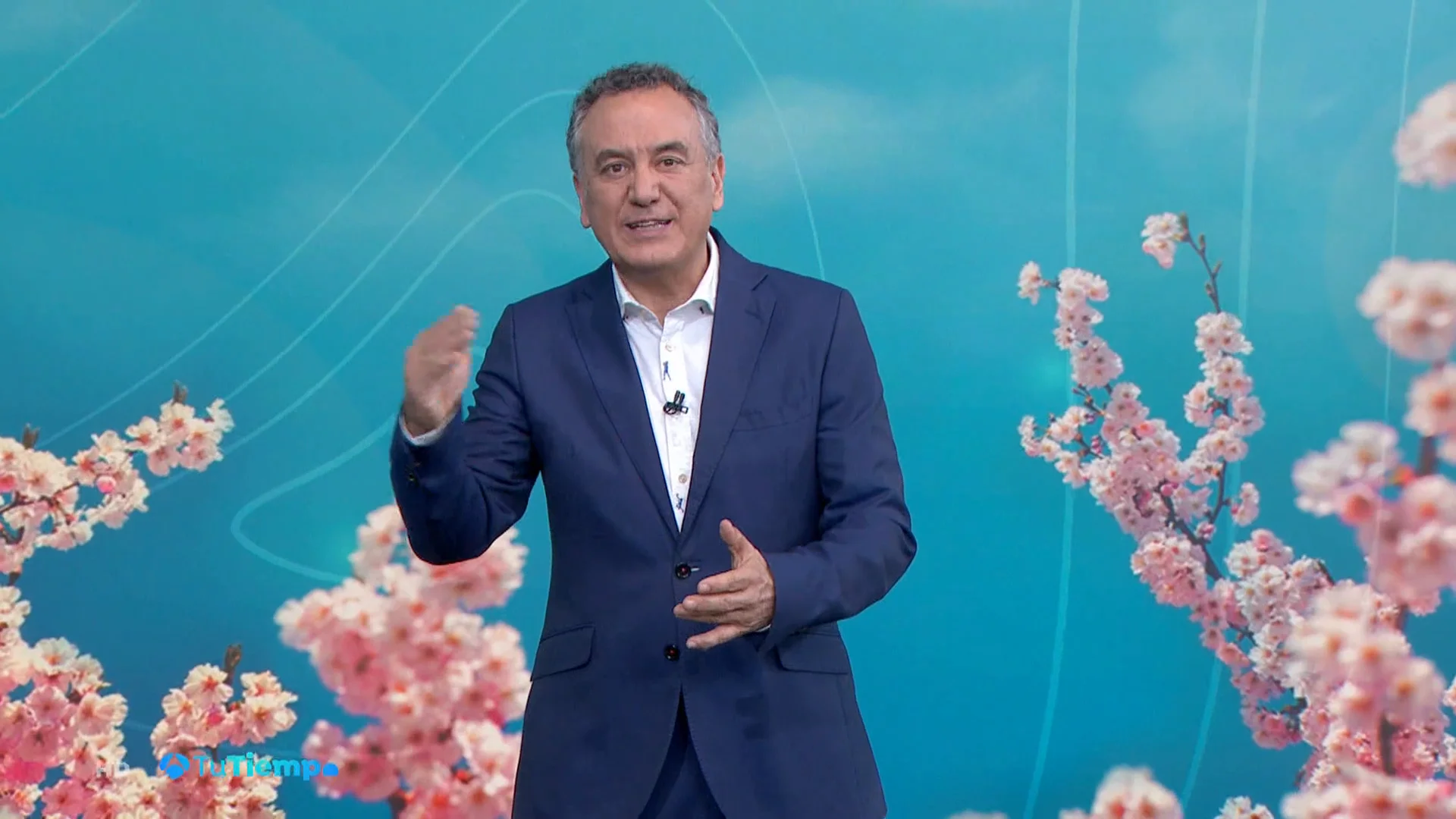 Roberto Brasero avanza hasta cu&aacute;ndo durar&aacute;n el calor y la calima del fin de semana